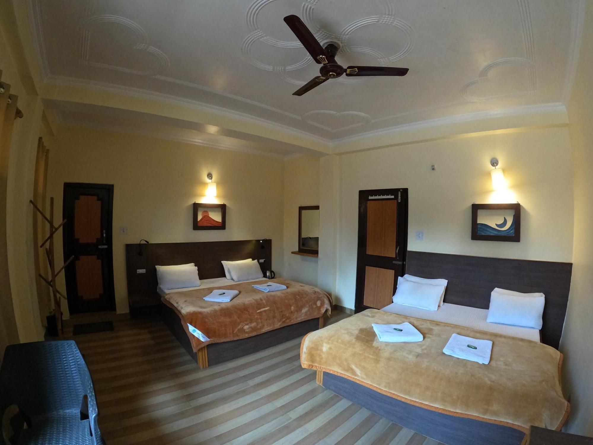 The Royal Orchard Kasol Hotel Exterior photo